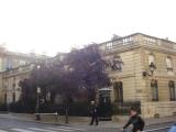 Le Palais de l'Elysée et la rue de l'Elysée (à gauche) Le Palais de l'Elysée et la rue de l'Elysée (à gauche)
