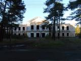 Форт Красная Горка. Заброшенное здание войсковой части.