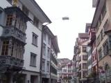 032 Einkaufsstrasse im Stadtzentrum mit typischen Erkern 032 Einkaufsstrasse im Stadtzentrum mit typischen Erkern
