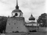 Порхов. Развалины крепости и храм. 07/1956г. Порхов. Развалины крепости и храм. 07/1956г.