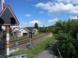 Blick vom Bahnübergang am Haltepunkt Neuhausen Badischer Bahnhof (438 m ü. NN) an der Hochrheinbahn (So, 19. Juni 2011) Blick vom Bahnübergang am Haltepunkt Neuhausen Badischer Bahnhof (438 m ü. NN) an der Hochrheinbahn (So, 19. Juni 2011)