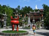 Chùa Long-Sơn (Long Son pagoda) Chùa Long-Sơn (Long Son pagoda)