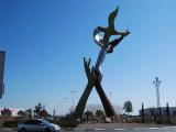 CASTELLÓN  2012.-  Escultura de Ripollés dedicada a la Paz.