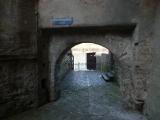 Torbogen zum Rhein von der Johannitergasse 1