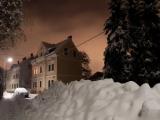 Typischer Altbau in abendlicher Winterstimmung