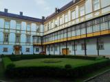 nádvoří Arcibiskupského paláce (courtyard of the Archbishop's Palace) nádvoří Arcibiskupského paláce (courtyard of the Archbishop's Palace)