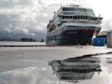 M/S TROLLFJORD ved kai i Florø M/S TROLLFJORD ved kai i Florø