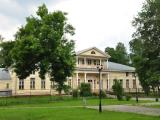 Fryanovo manor, north side. Fryanovo manor, north side.