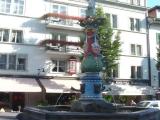 Suiza - Lucerna - Fritschi Brunnen, la Fuente del Fritschi, - ecm