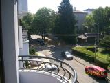 Drama straße aus einem Balkon von Hotel Drama in der Stadt Burgas.