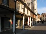 Ferrara, piazza Trento e Trieste (portico del Duomo) Ferrara, piazza Trento e Trieste (portico del Duomo)