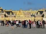 The golden main entry - château de Versailles The golden main entry - château de Versailles