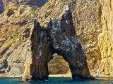 Золотые ворота. Gold gate rock. Золотые ворота. Gold gate rock.