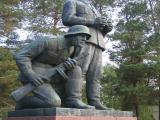 Statue of officers Statue of officers