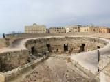 Taranto_dagli spalti del Castello Aragonese_Torrione dell'Annunziata Taranto_dagli spalti del Castello Aragonese_Torrione dell'Annunziata