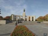 Russisches Ehrenmal im Tiergarten Russisches Ehrenmal im Tiergarten