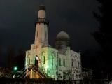 Белая Соборная мечеть ночью Белая Соборная мечеть ночью