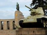 Sovjetisches Kriegerdenkmal an der Strasse des 17. Juni Sovjetisches Kriegerdenkmal an der Strasse des 17. Juni