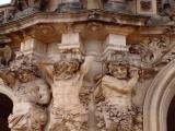 Zwinger - BachusJPG Zwinger - BachusJPG