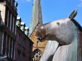 Neptunbrunnen am Domshof, Bremen - (C) by Salinos_de HB Neptunbrunnen am Domshof, Bremen - (C) by Salinos_de HB