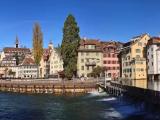 Panorama: Reusswehranlage und Luzerner Altstadt, 015° (10/2012)