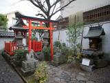 御霊神社