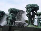 Una mirada al recuerdo 2 --Parque Frogner o de Vigeland --2008