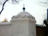 Северо-восточная башня(одна из четырех по углам) каменной ограды Крестовоздвиженского женского монастыря (архитектор И.И.Межецкий, 1811-1813гг). Окский съезд,2а. Нижний Новгород. Северо-восточная башня(одна из четырех по углам) каменной ограды Крестовоздвиженского женского монастыря (архитектор И.И.Межецкий, 1811-1813гг). Окский съезд,2а. Нижний Новгород.