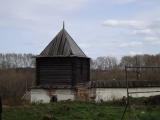 Полукаменная юго-восточная башня