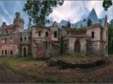 Руины замка Храповицкого. / Khrapovitsky castle ruins (main house). Russia.