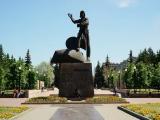 Памятник добровольцам-танкистам Памятник добровольцам-танкистам