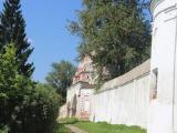Двухшатровые Святые ворота Ризоположенского монастыря.