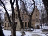 СТАРОЕ ЗДАНИЕ НА ТЕРРИТОРИИ ГОРБОЛЬНИЦЫ. 2013