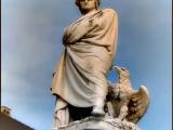 Firenze, piazza Santa Croce: statua di Dante
