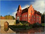 Castles in the Czech Republic. Autumn and the castle Červena Lhota Castles in the Czech Republic. Autumn and the castle Červena Lhota