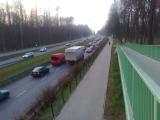 Widok z kładki na ulicę Zwierzyniecką Widok z kładki na ulicę Zwierzyniecką
