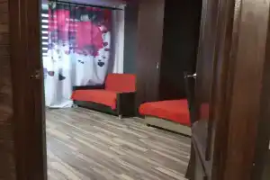 Квартира в пяти минутах вокзал для жильцов с трассы и командировочны