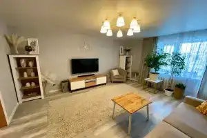 3-комнатная квартира, Тюмень
