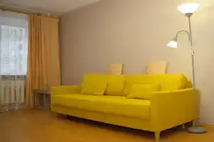 Двухкомнатная квартира рядом с Королевскими воротами, Калининград