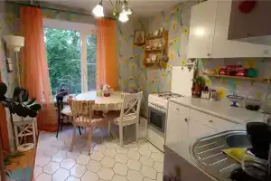 Отличная квартира в шаговой доступности от метро