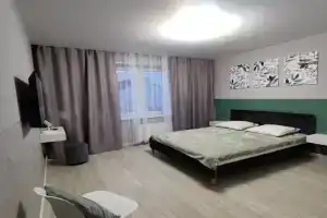 Квартира с двумя спальнями в новом доме с удобным выездом к морю