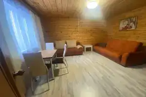 Усадьба Звенящий кедр, Артыбаш