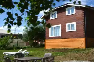 Гостевой дом «Изумрудный», Иркутск