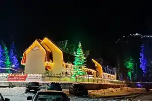 Горнолыжный центр - курорт Завьялиха, Трёхгорный