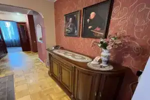 Уютная 4-комнатная квартира рядом с дворцами и парками, Пушкин