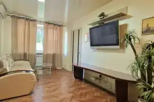 Двушка в парковой зоне