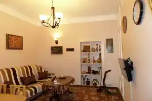 2-комнатная Квартира, Ереван