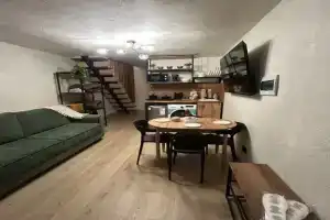 Дом с кухней, Эльбрус