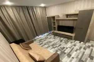 Апартаменты с видом на парк рядом с центром