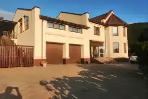 Апартаменты в 2.6 км от моря